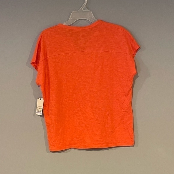 Women’s size PS color intense coral NWT V-neck casual shirt - Picture 6 of 6